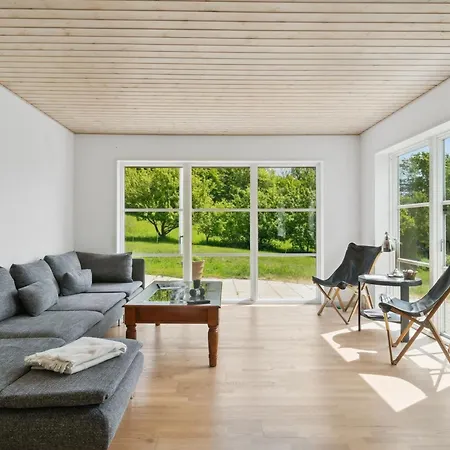 Guthbrand - 800m From The Sea By Interhome Feriehus *