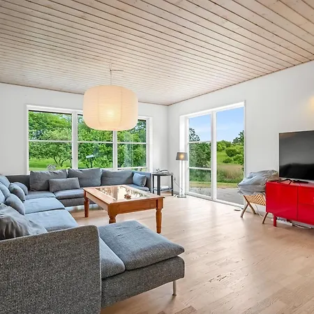 Feriehus Guthbrand - 800m From The Sea By Interhome Ørby