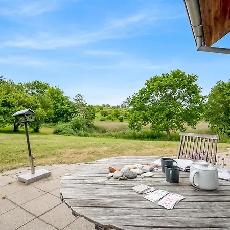 Feriehus Guthbrand - 800m From The Sea By Interhome